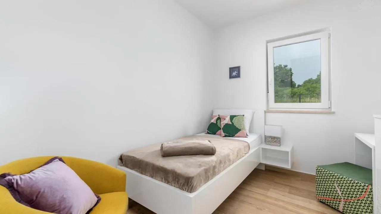 בית הארחה Valizza Villa Audrey
